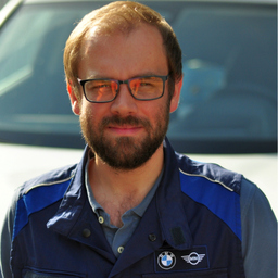 Dr. Fabian Hellmundt