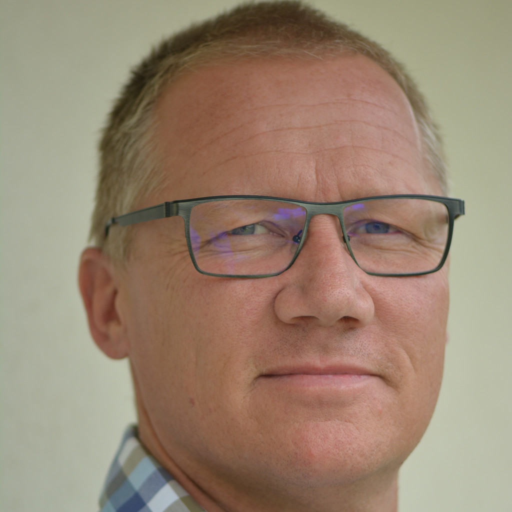 Reto Reinhard Außendienstmitarbeiter Baumat AG XING