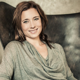 Dr. Julia Malchow