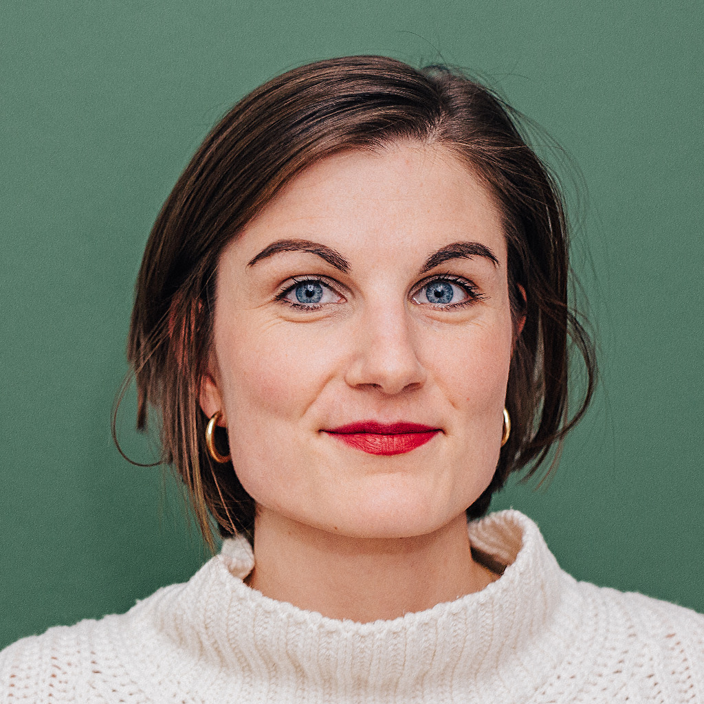 Lena Meier - Product Manager Textile Kitchen & Table - Tchibo GmbH | XING