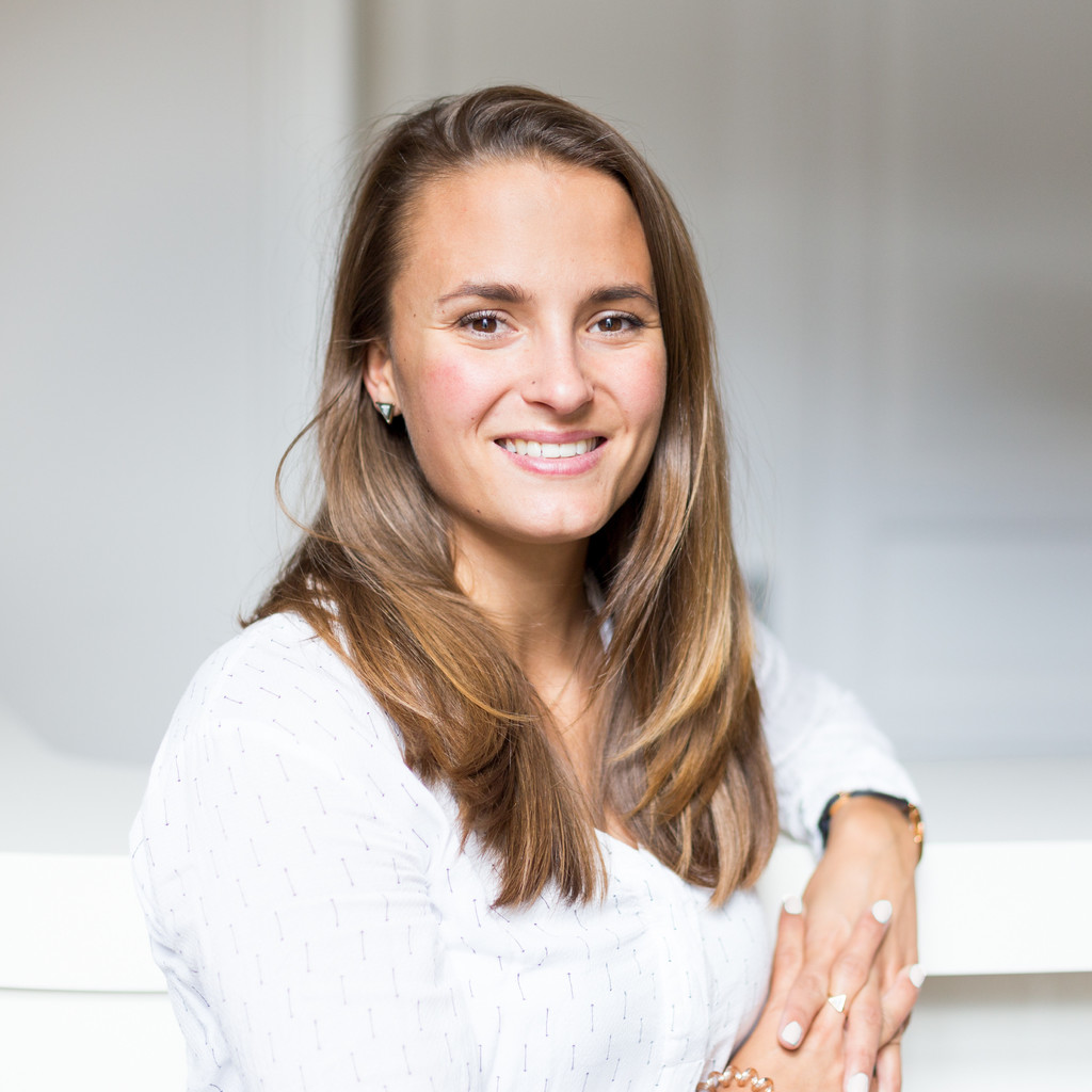Isabelle niemann project manager product media broadcast gmbh