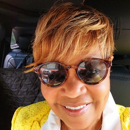 Donece Thomas