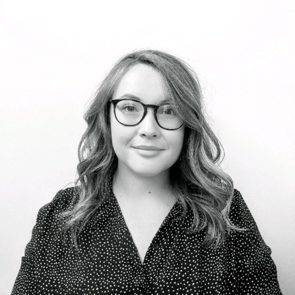 Alex Kemp Regional Marketing Specialist World Courier XING