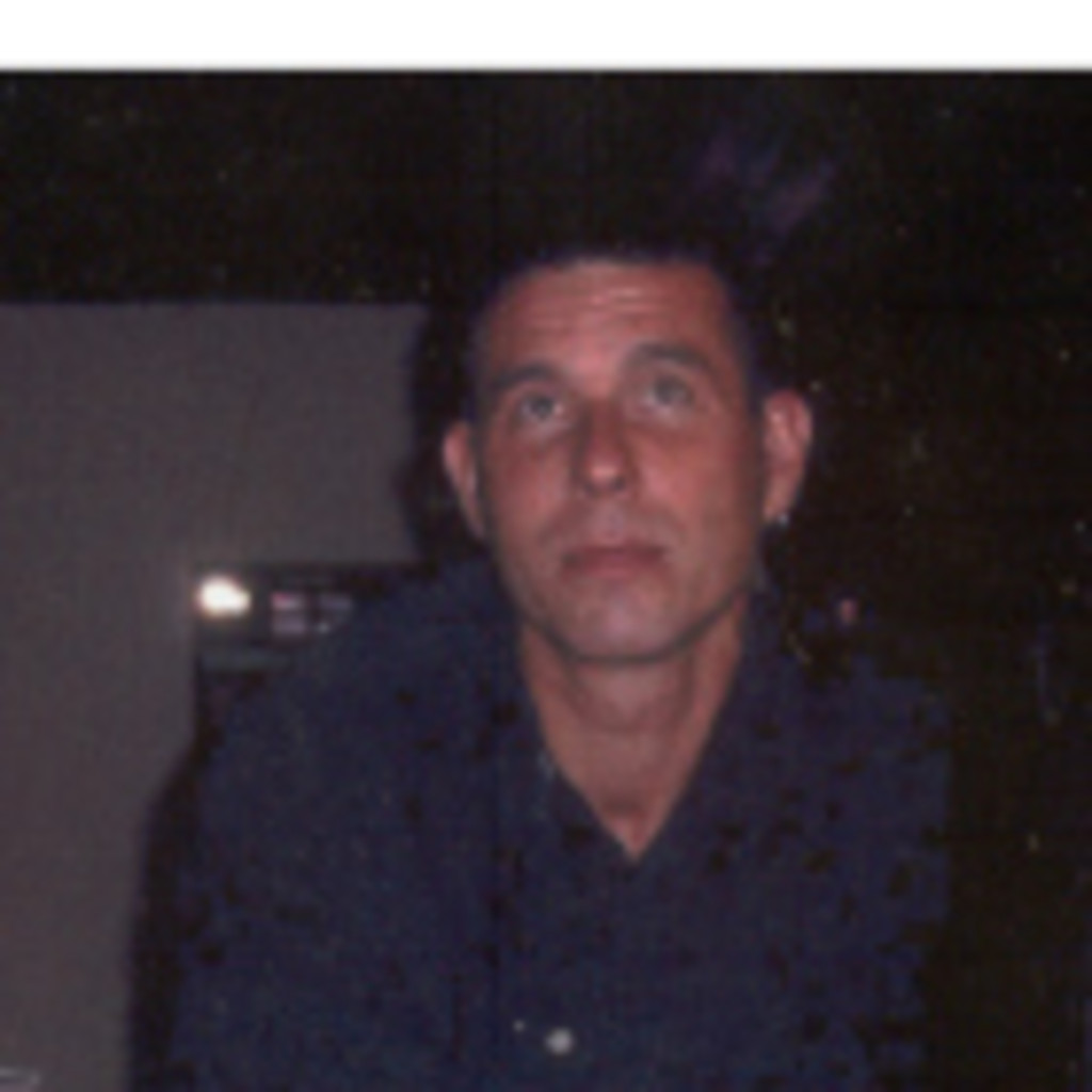 René Franz Construction Manager/ Distributor Ribalith/ Network