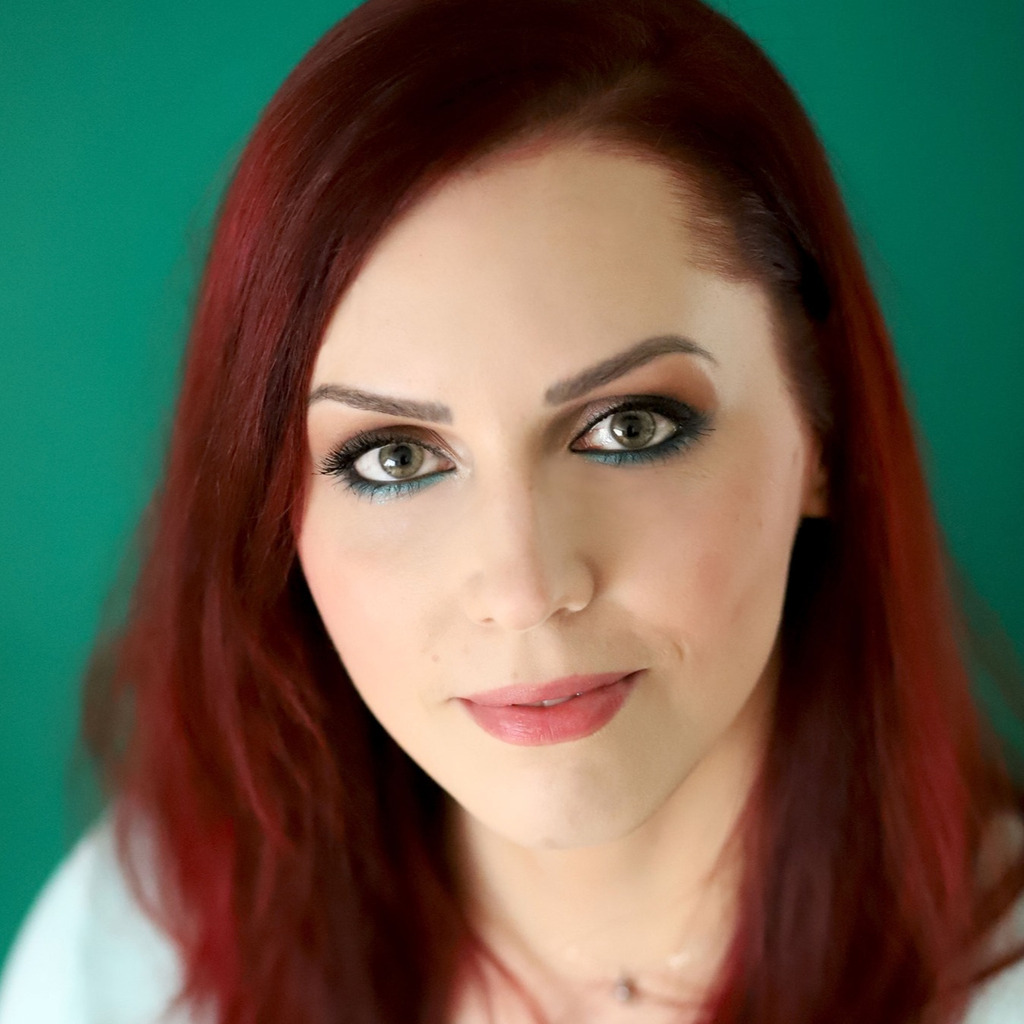 Verena Sebastian Social Media Manager Verena Sebastian Social