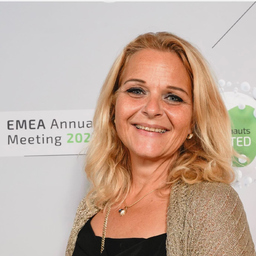 Anja Linsenbarth