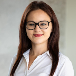 Dunja Hayek