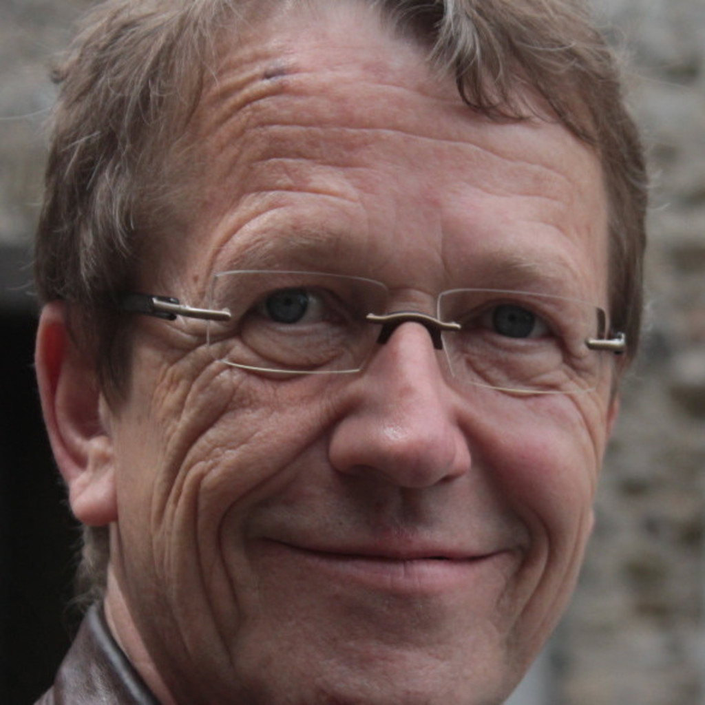 Thomas Wiedemann SysAdmin Thomas Wiedemann EDV XING