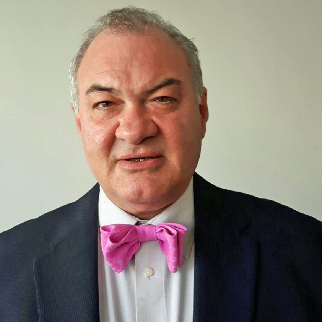 Hartmut Geuder Einsatz für Unterrichtslücken AdolfWeberGymnasium