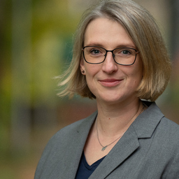 Dr. Anett Stephan