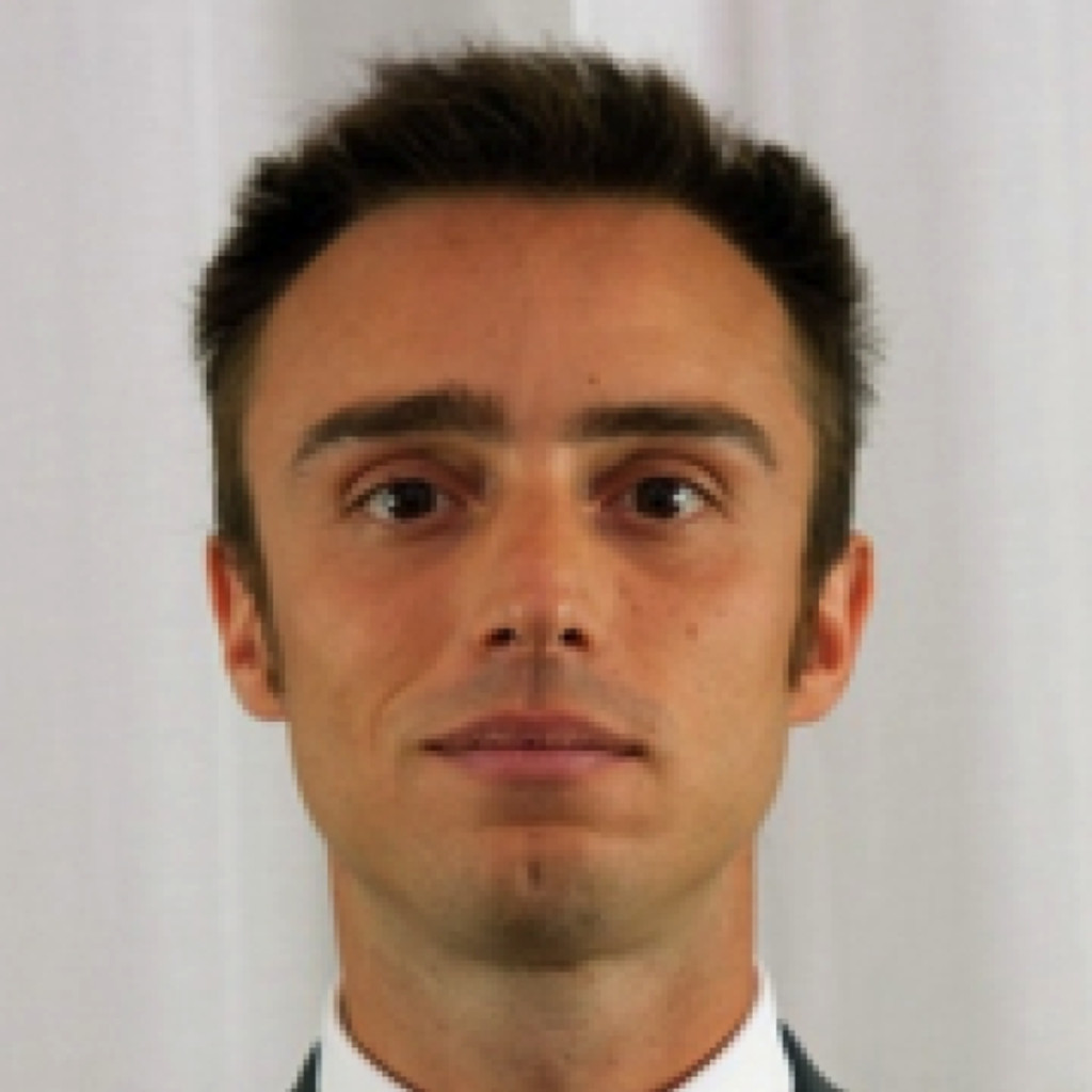 Flavio Bassi Financial analyst (team leader) Accenture, Prague