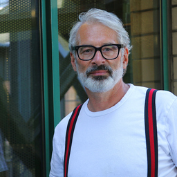 Robert Schuster