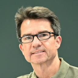 Tobias Helmes