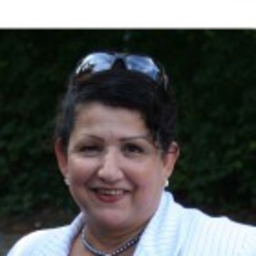 Nasrin Dost