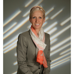 Nadine Buecherl