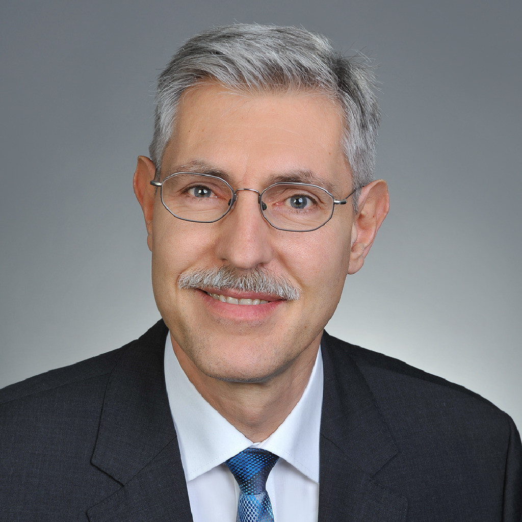 Dipl.Ing. Albert Schmid Simulation Engineer KS Large Bore Pistons