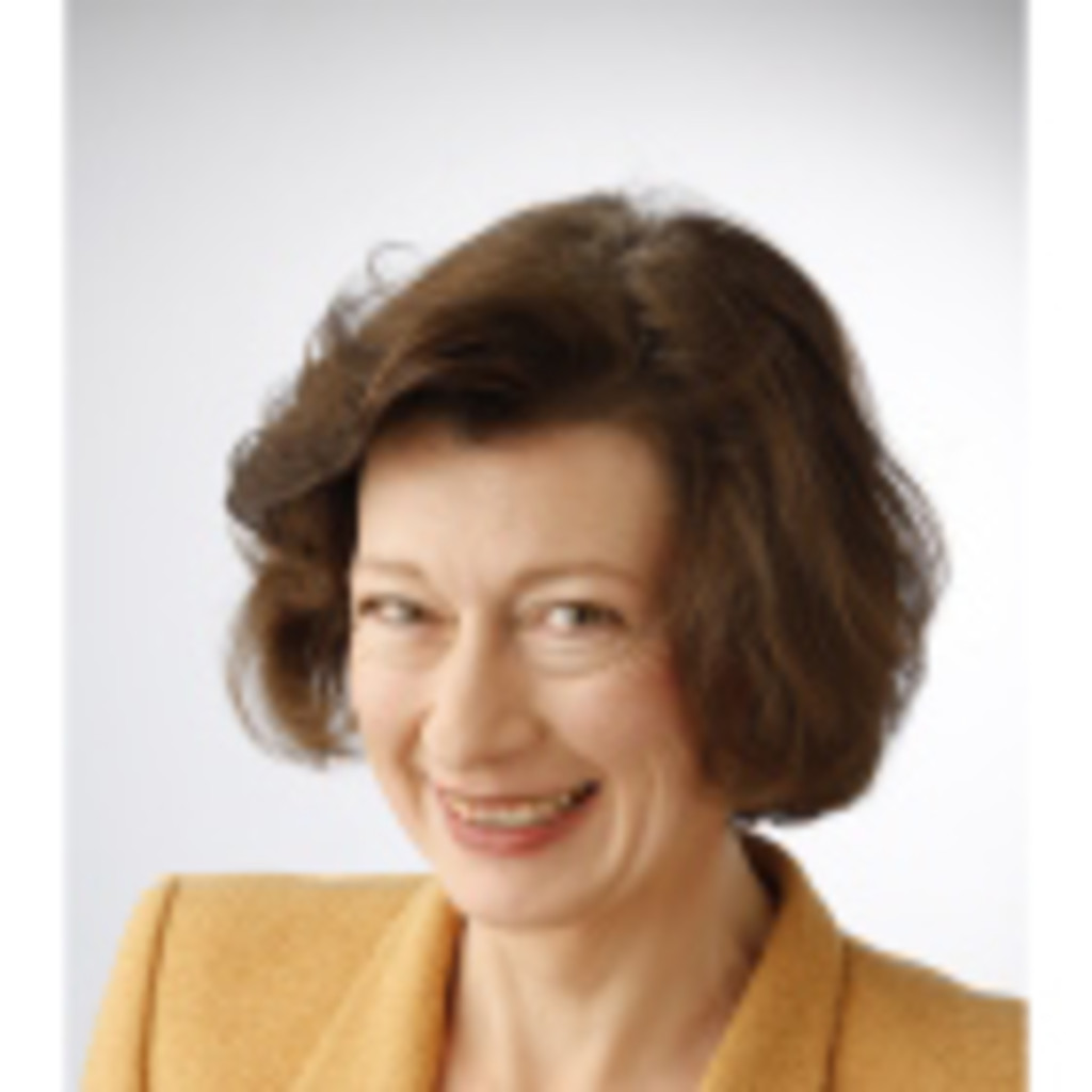 Iris Gaertner Multilingual Management Assistant/European Secretary