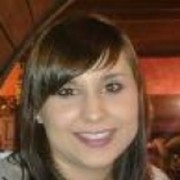 LAURA TORAÑO
