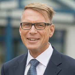 Dirk Gamboa Tuesta