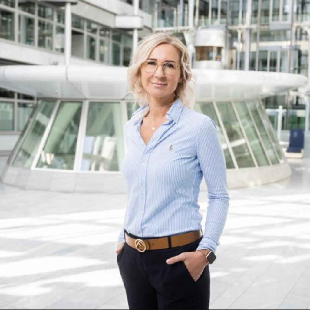 Nicole Korset - Ristic - Vorstand Verkauf & Immobilien - BIO COMPANY SE ...