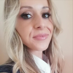 Eszter Lázár