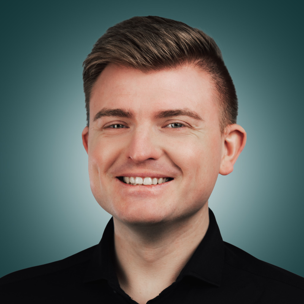Dustin kremer gr nder und gesch ftsf hrer identic group xing