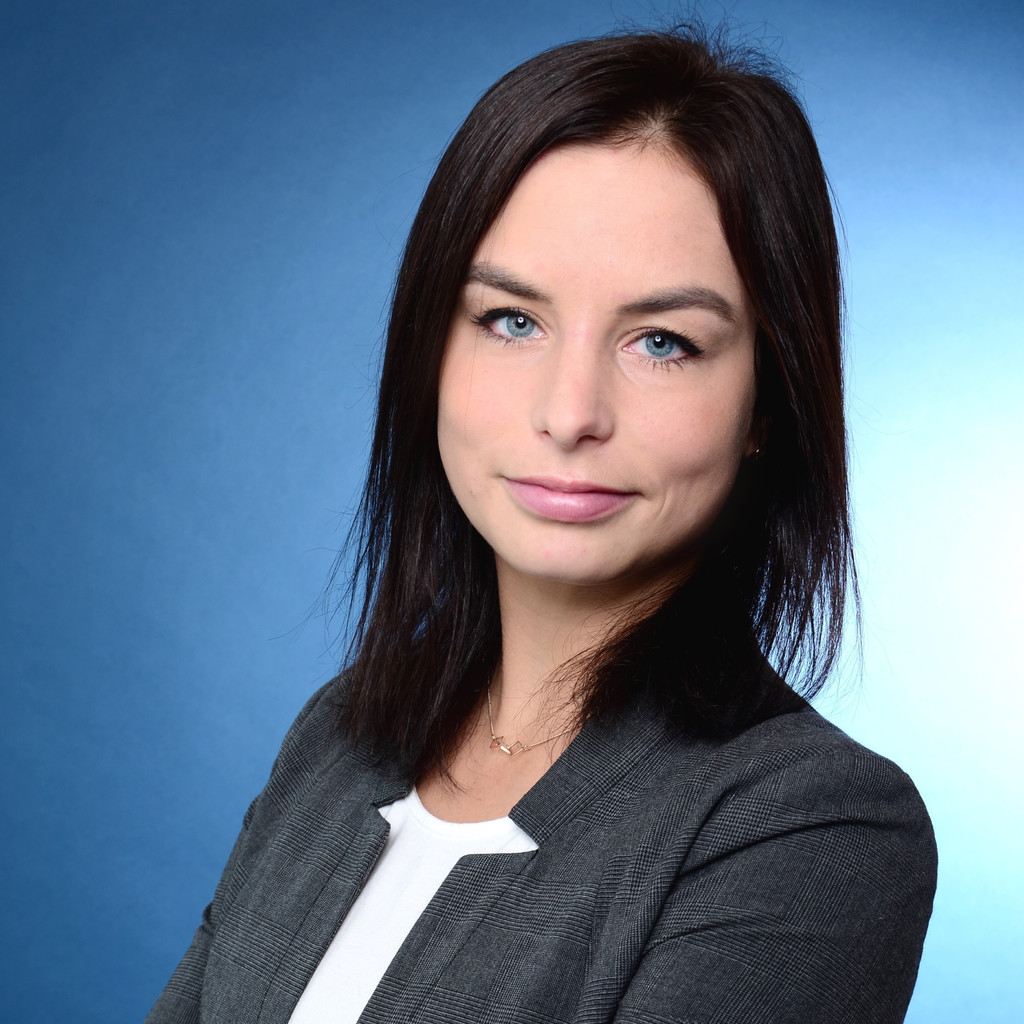 Andrea Schultheiß Asset Manager / Assistant Vice President DWS Real