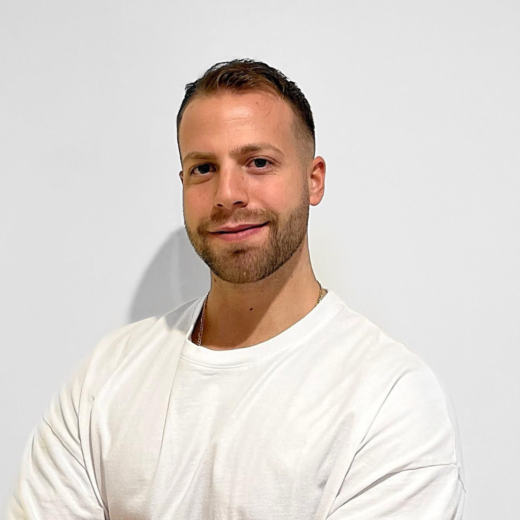 Luigi Attorre Business Administration FOM Hochschule für Oekonomie