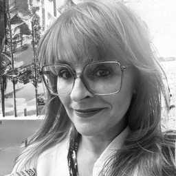 Dr. Gesine Hauer