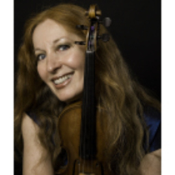 Elmira Darvarova