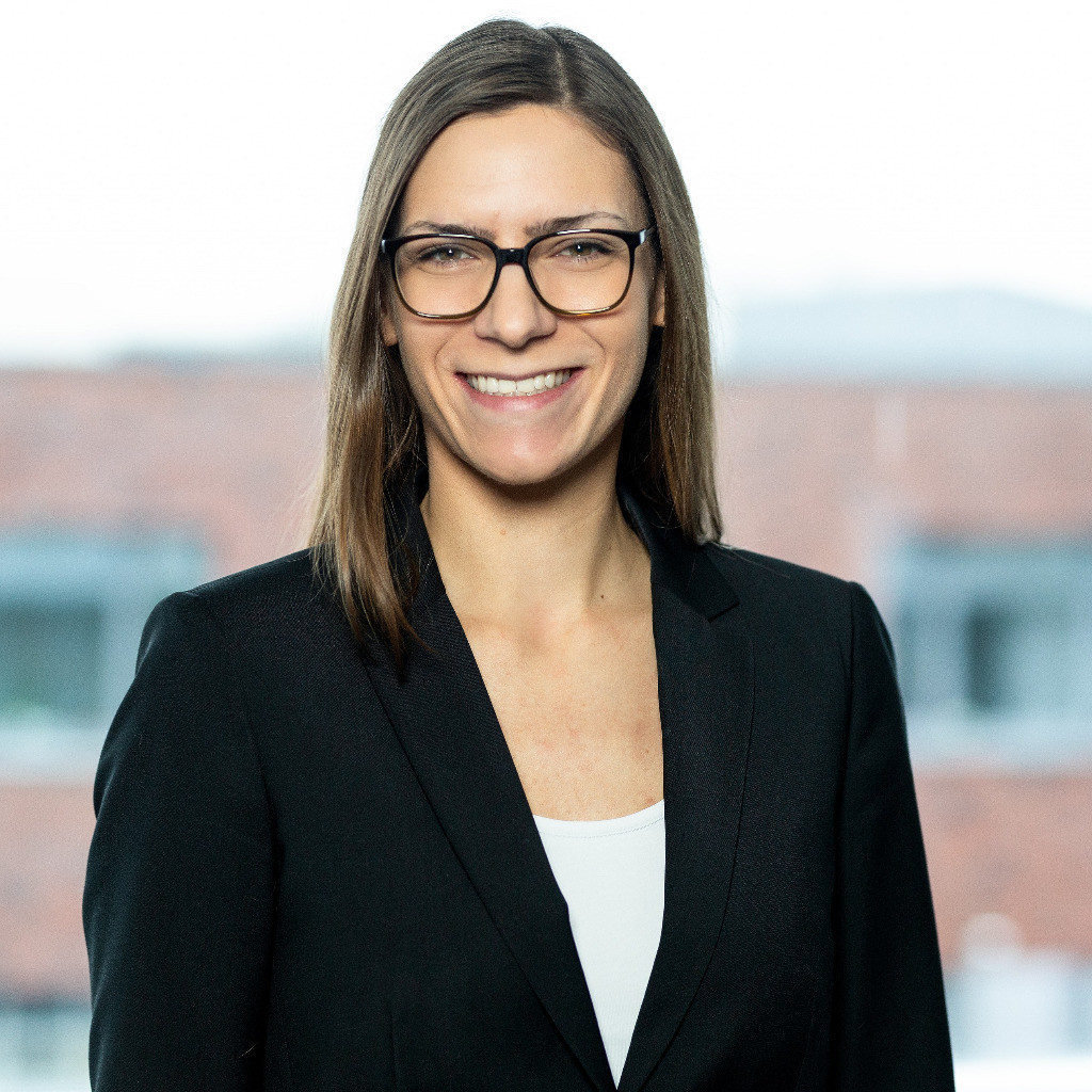 Carina Wenzel Betriebswirtschaftslehre und Politikwissenschaft