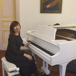 Elena Serova