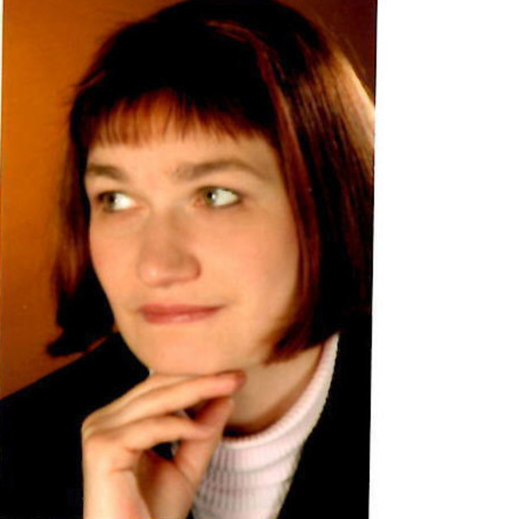 Astrid Arndt Sachbearbeiter Haushaltsangelegenheiten Universität