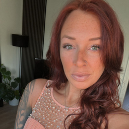 Celine Giezenaar