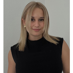 Lea Stenzel