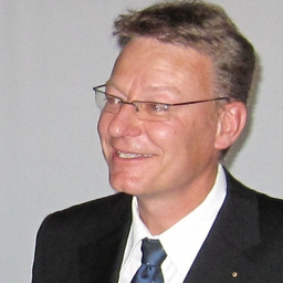 Henning Schütt
