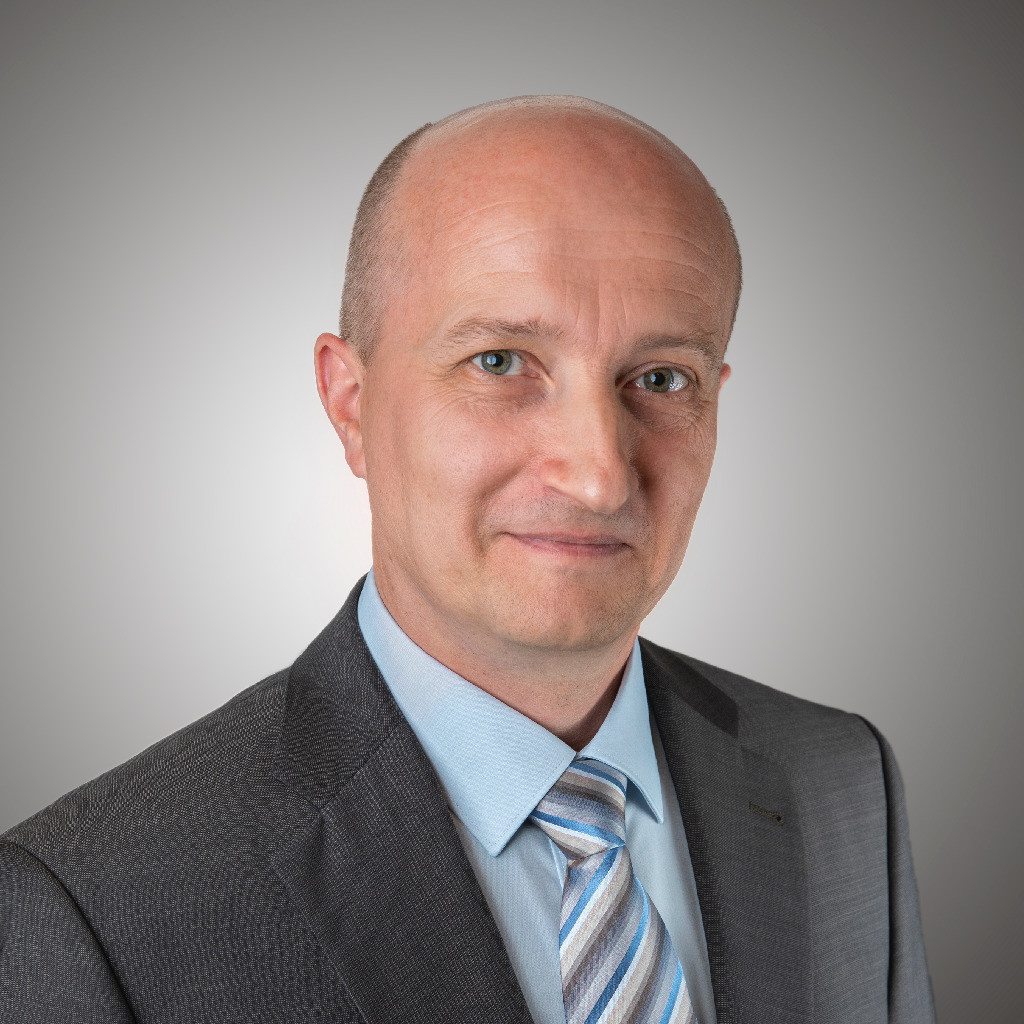 Peter Trondl QA & Purchasing manager ⎜raw material ThomastikInfeld