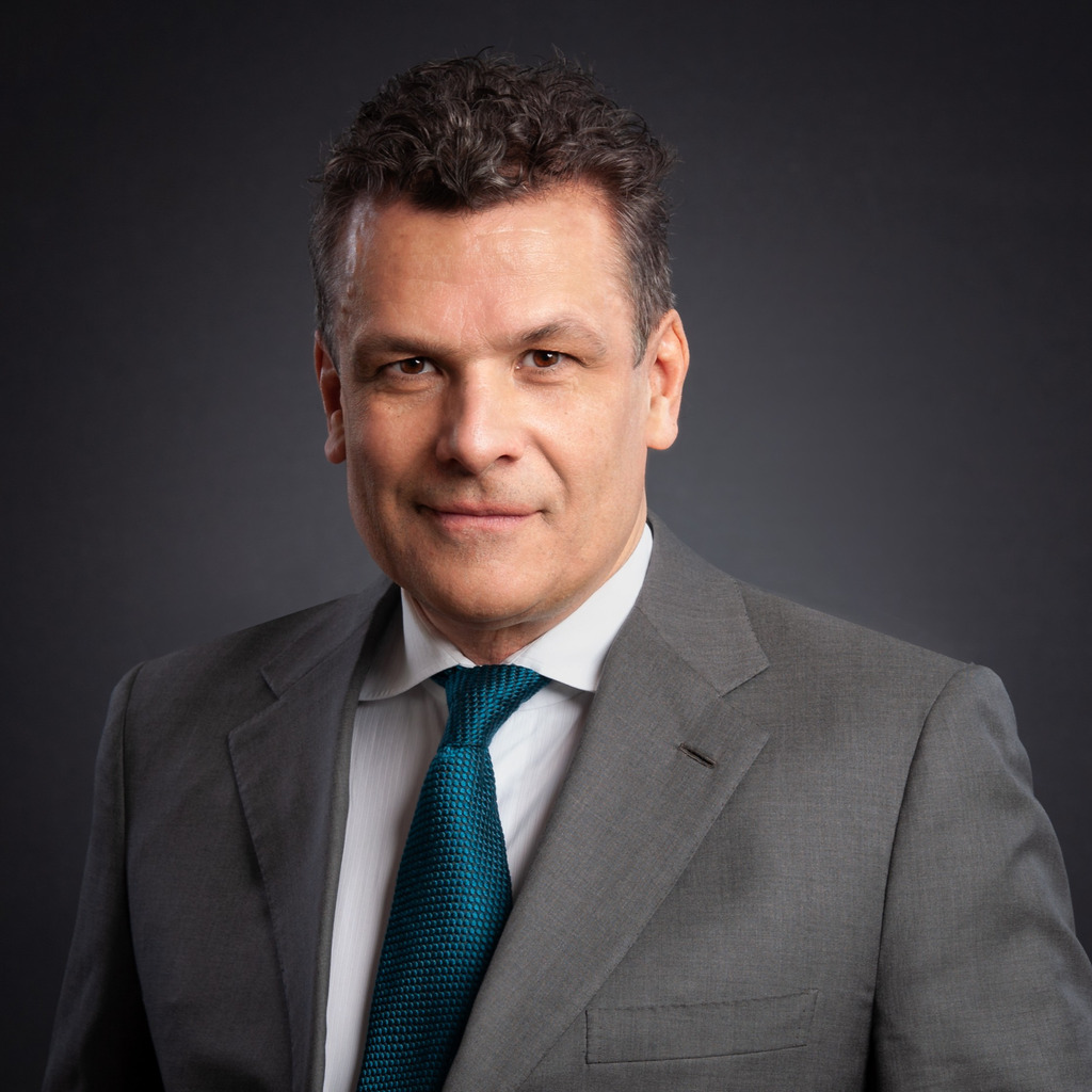 Hans Dahn CEO 42futures.ai XING