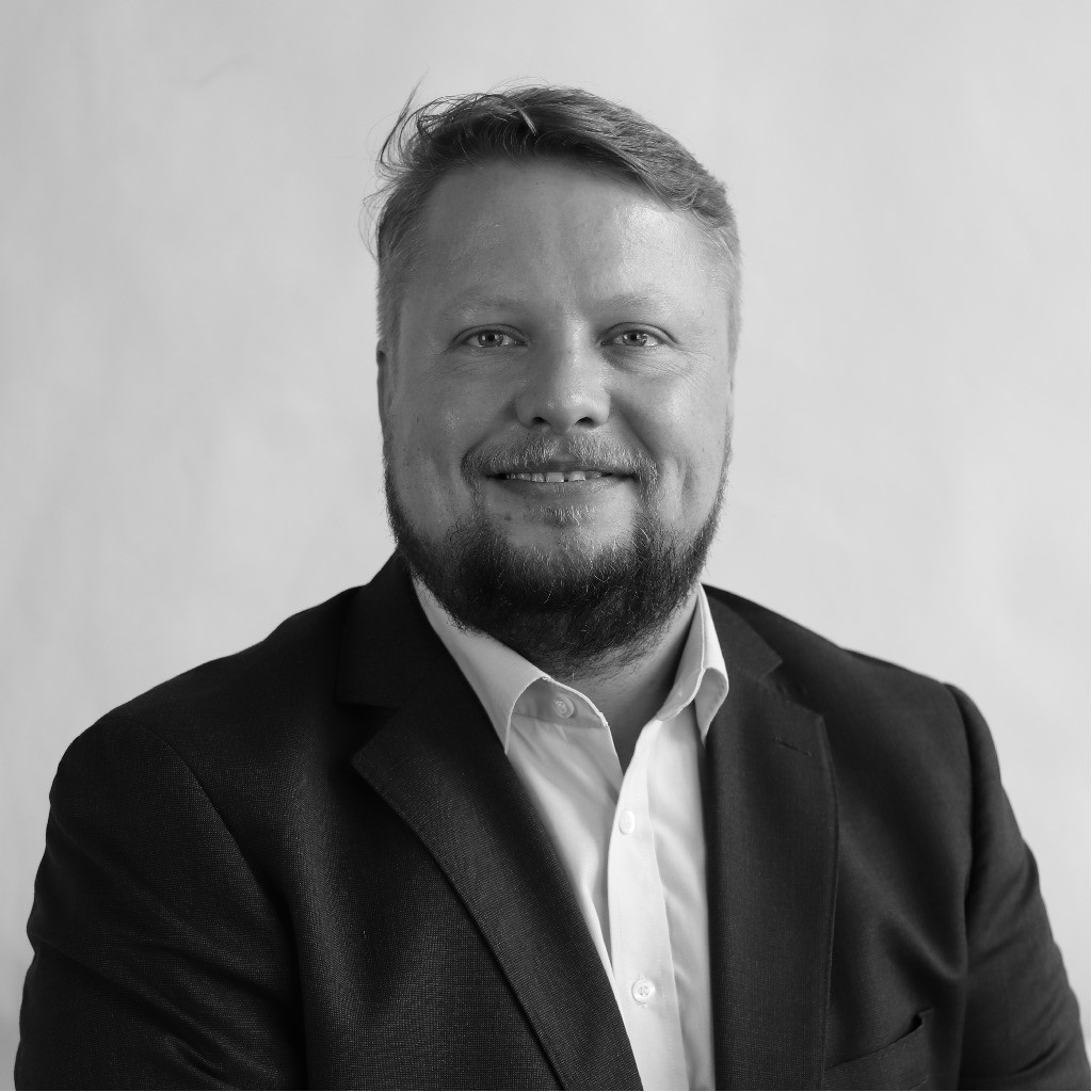 bj-rn-kretzmer-branch-manager-loxam-gmbh-xing