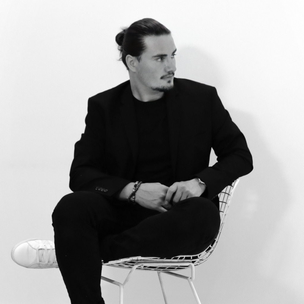 Martin Kozlowski Art Director Newsha GmbH XING