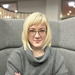 Julia Hanikel
