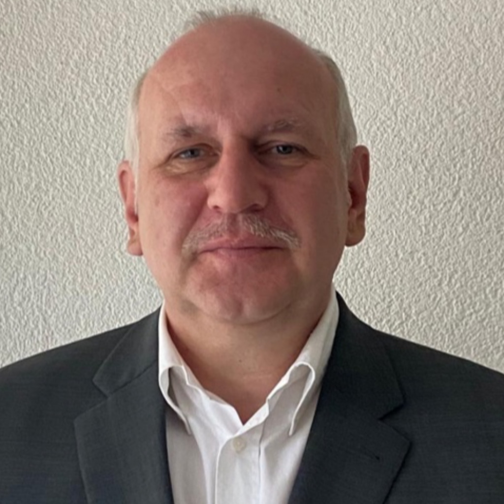 Thomas Hussak Head of Laboratory Services Global Quality Management