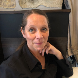 Nina Mücher