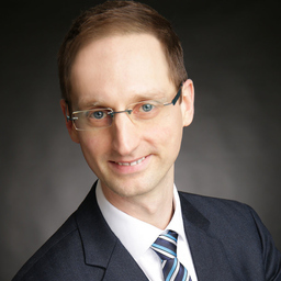 Dr. André Villano