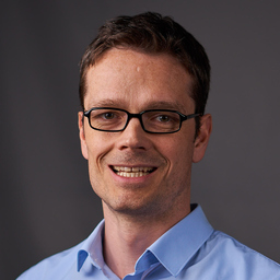 Dr. Alvaro Ahrens