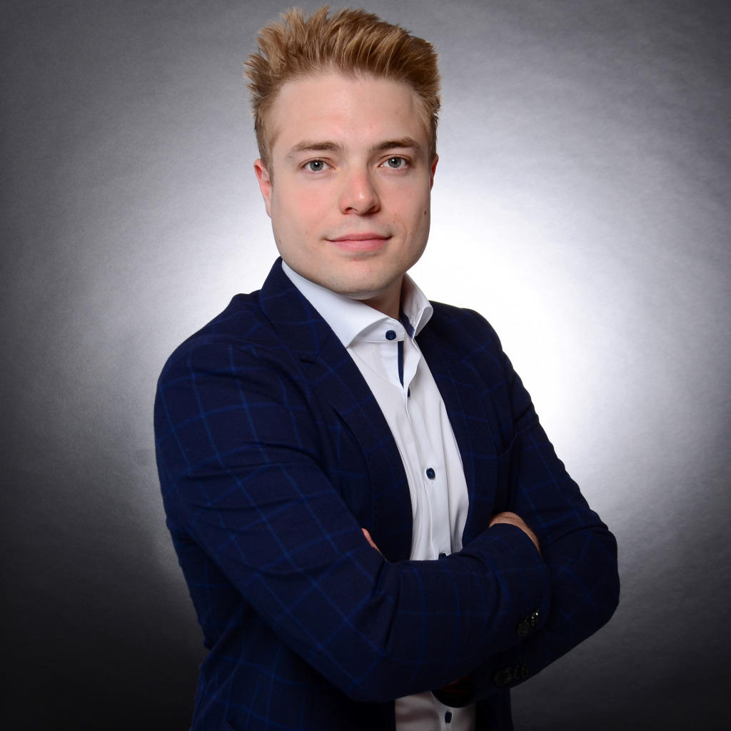 Ferdinand Neumann Geschäftsführer & CFO DINA Elektronik GmbH XING