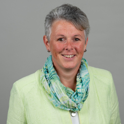 Cornelia Heer