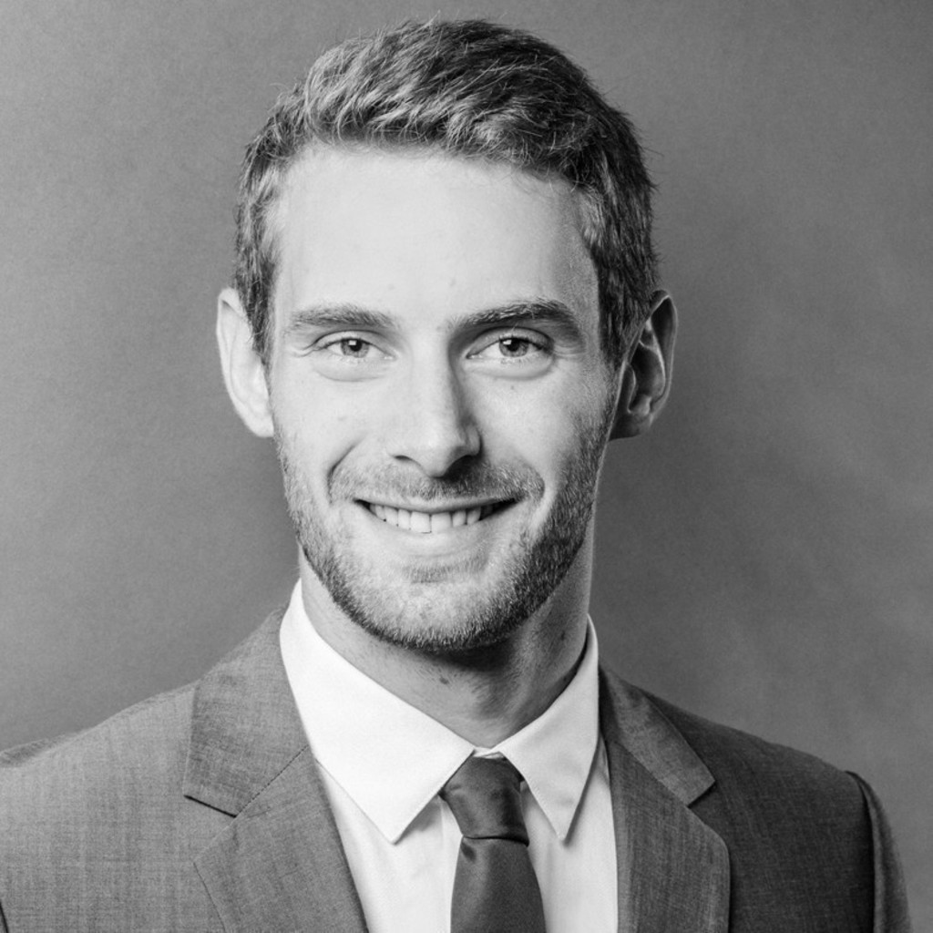 Jan Schröder Manager Group Strategy SIGNAL IDUNA Gruppe XING