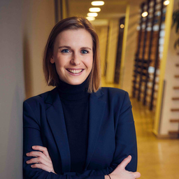 Antonia Strasser 