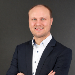 Dr. Hendrik Übner